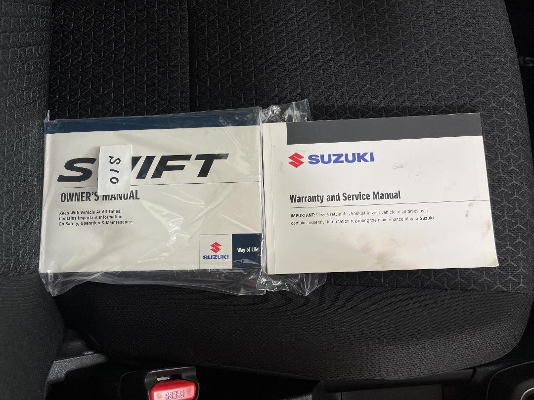 Photo '27' of Suzuki Swift