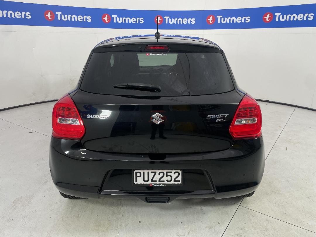 Photo '6' of Suzuki Swift