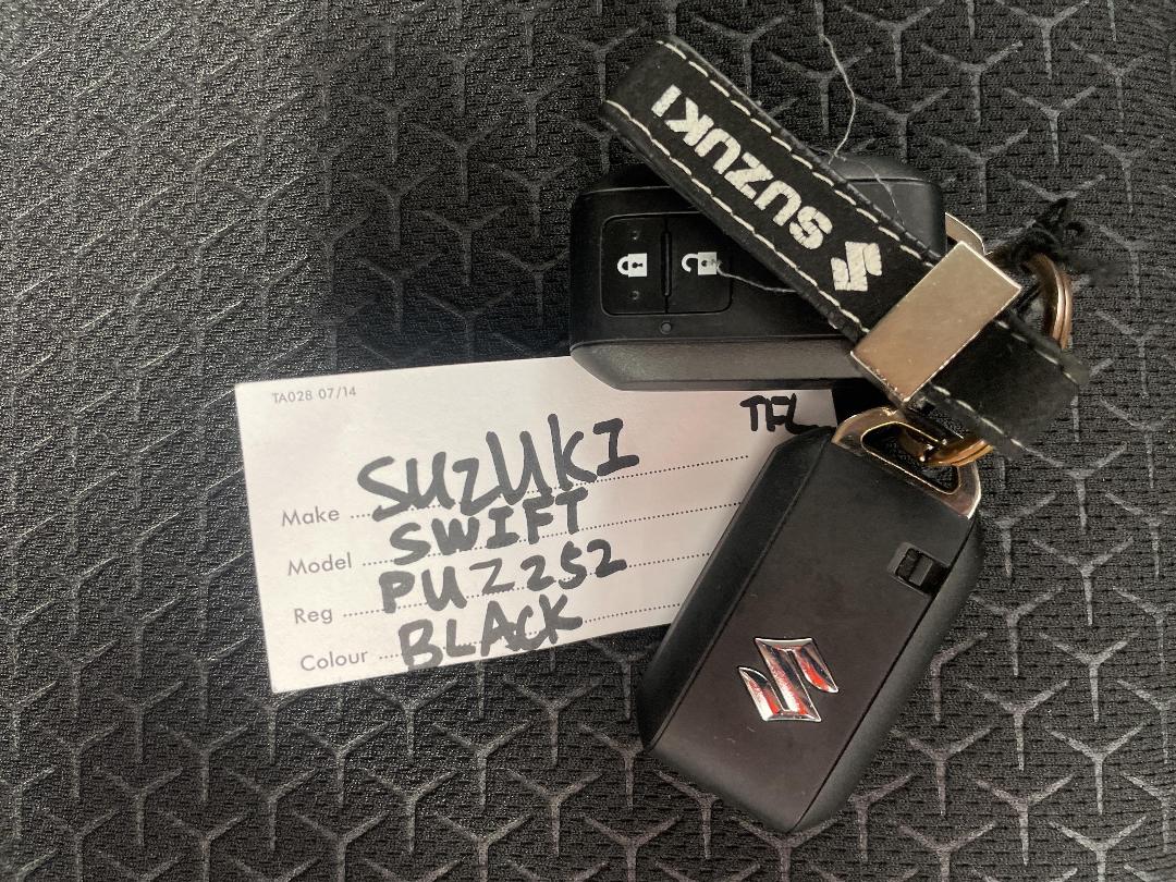 Photo '22' of Suzuki Swift