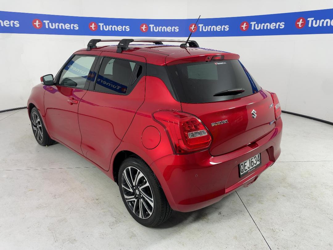 Photo '5' of Suzuki Swift Photo '5' of Suzuki Swift