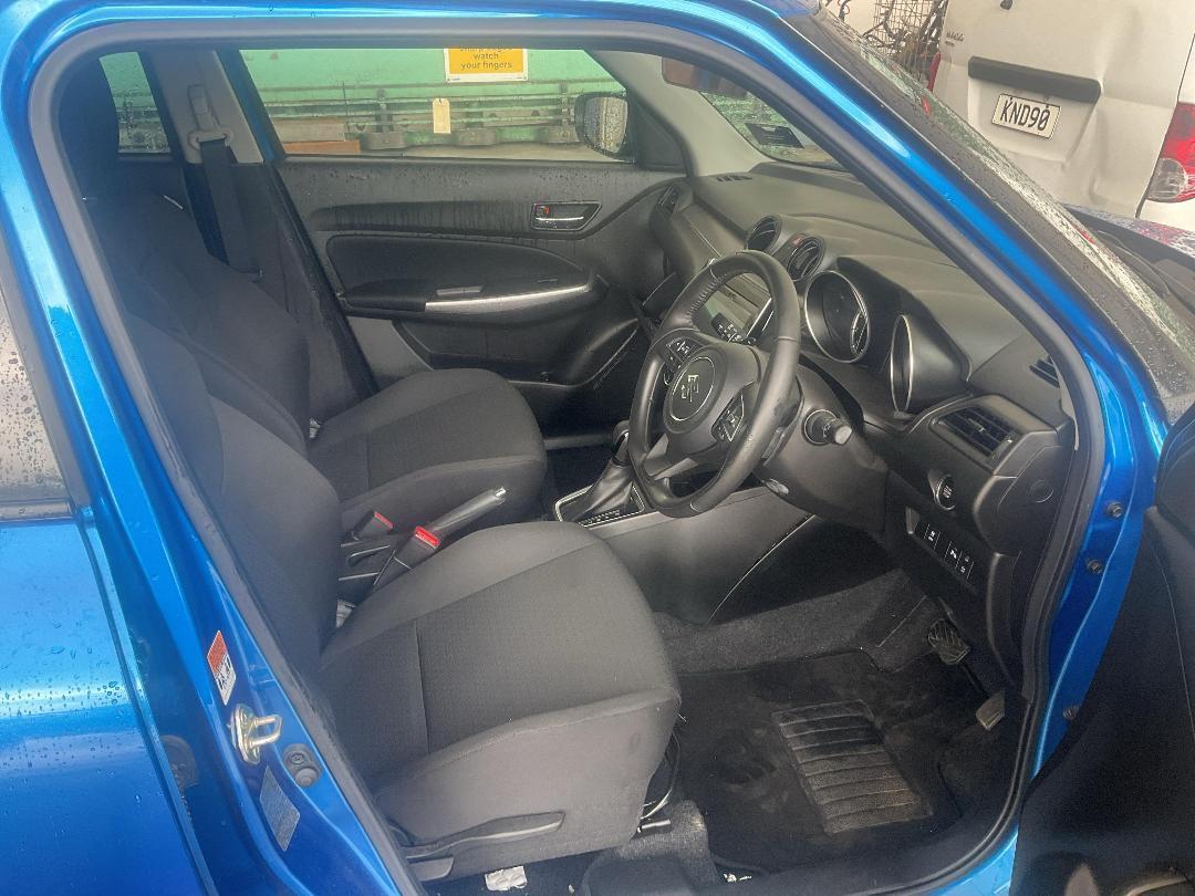 Photo '8' of Suzuki Swift RS