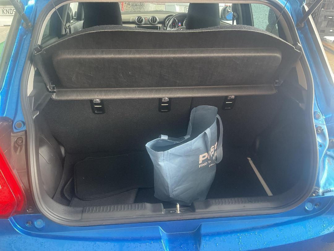 Photo '12' of Suzuki Swift RS