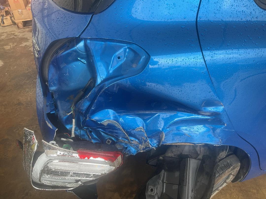 Photo '18' of Suzuki Swift RS