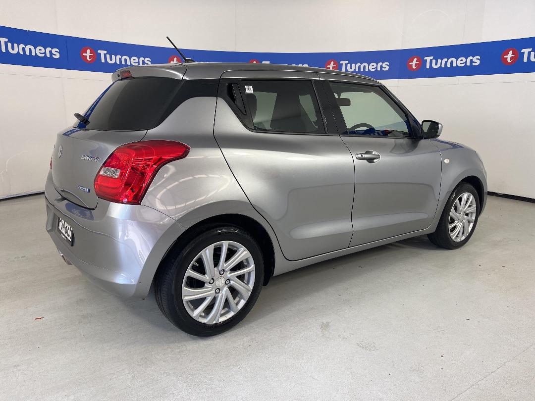 Photo '7' of Suzuki Swift Photo '7' of Suzuki Swift