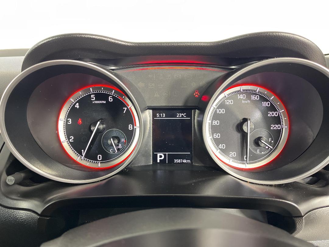 Photo '21' of Suzuki Swift Photo '21' of Suzuki Swift