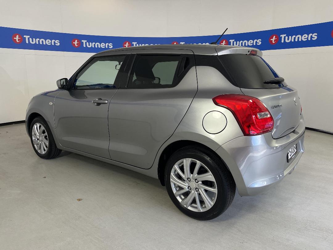 Photo '5' of Suzuki Swift