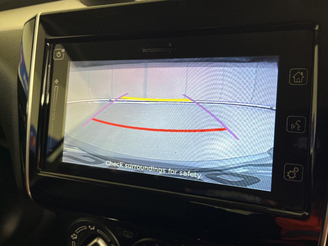 Photo '23' of Suzuki Swift