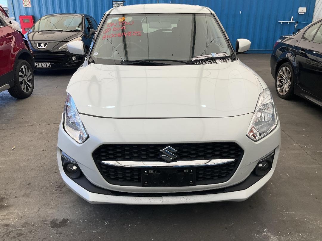 Photo '2' of Suzuki Swift GL