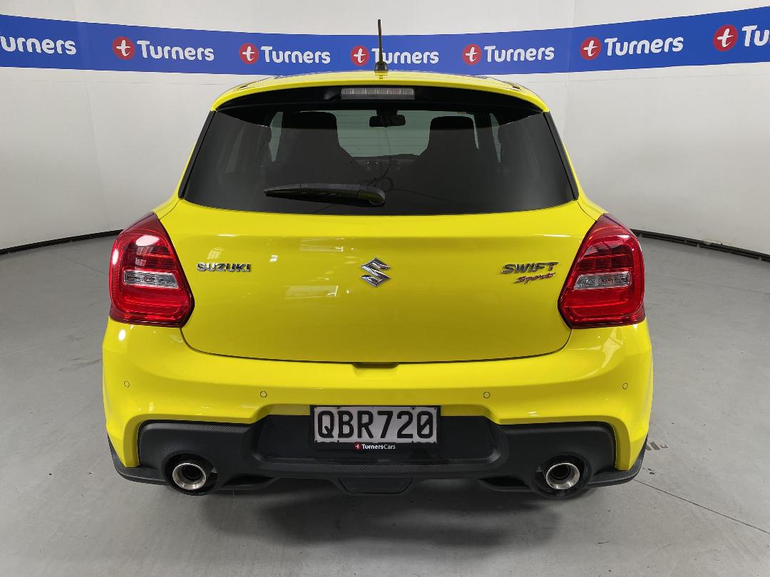 Photo '6' of Suzuki Swift