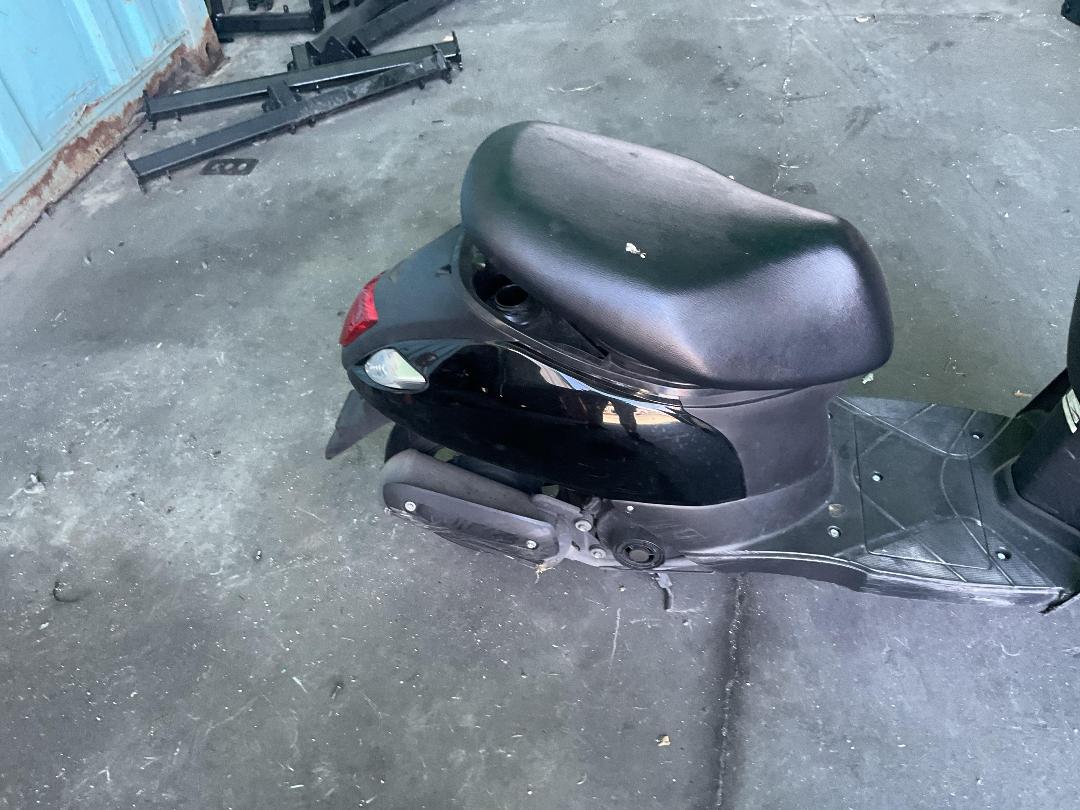 Photo '16' of Suzuki UZ50 no submodel