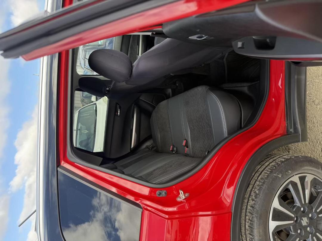 Photo '10' of Suzuki Vitara Turbo