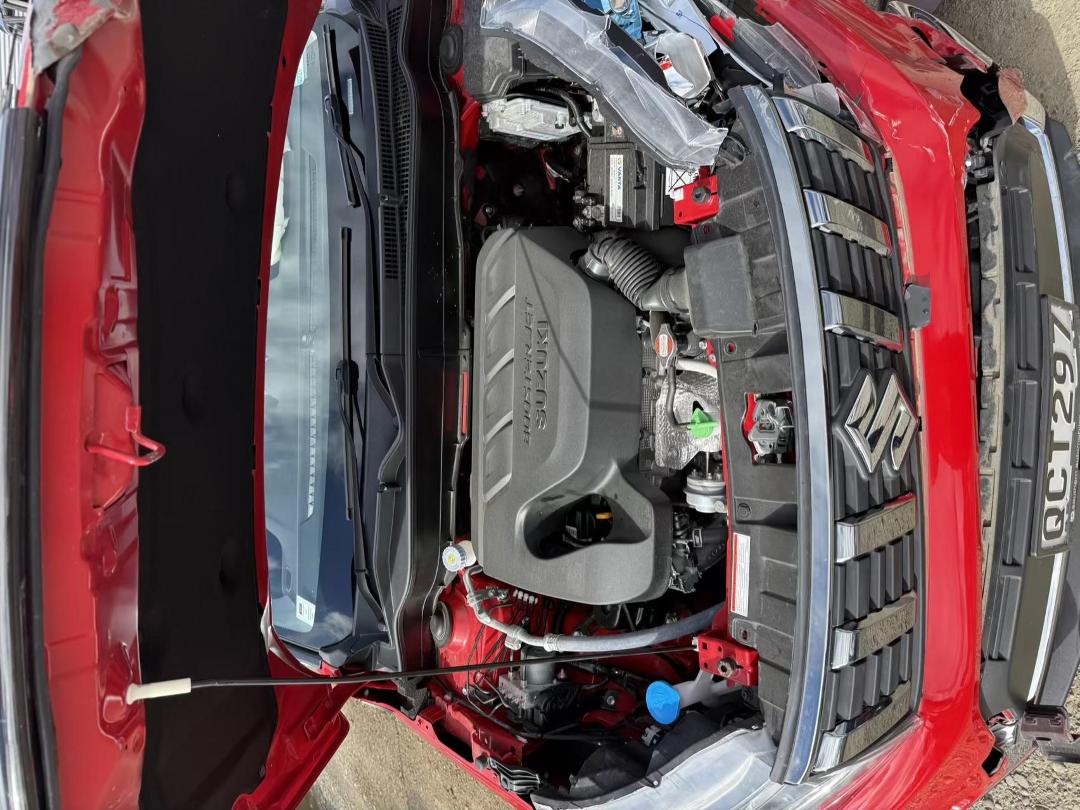 Photo '13' of Suzuki Vitara Turbo