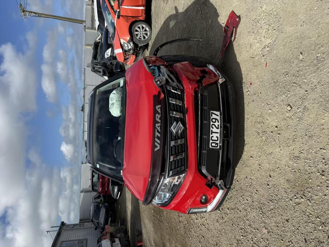 Photo '15' of Suzuki Vitara Turbo