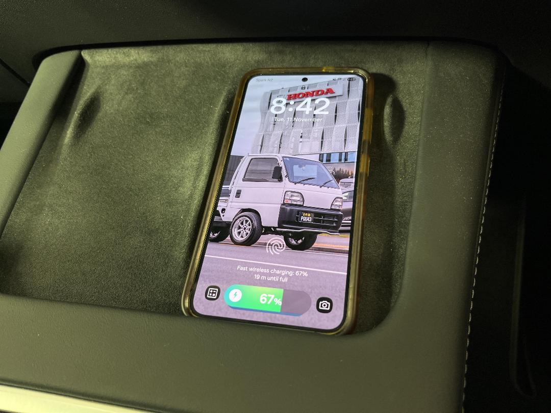 Photo '29' of Tesla Model 3