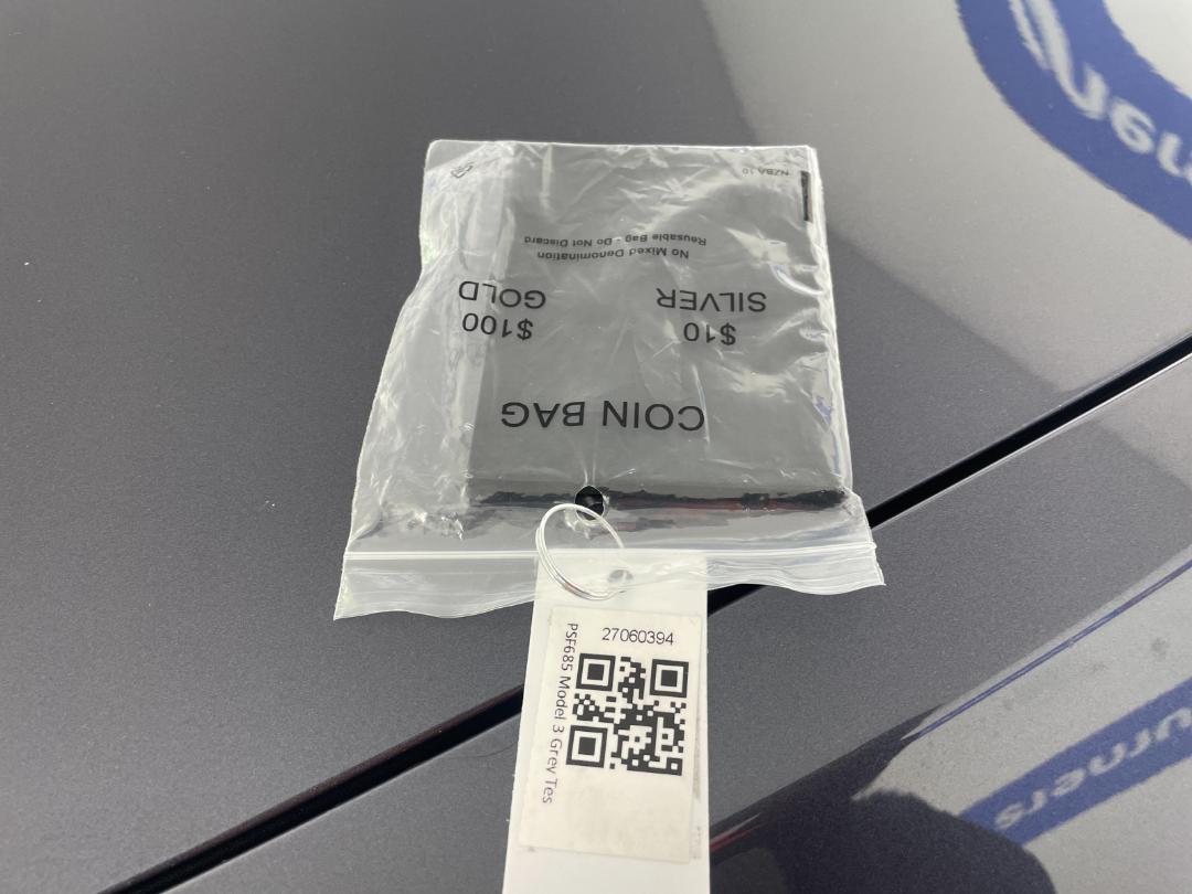 Photo '22' of Tesla Model 3