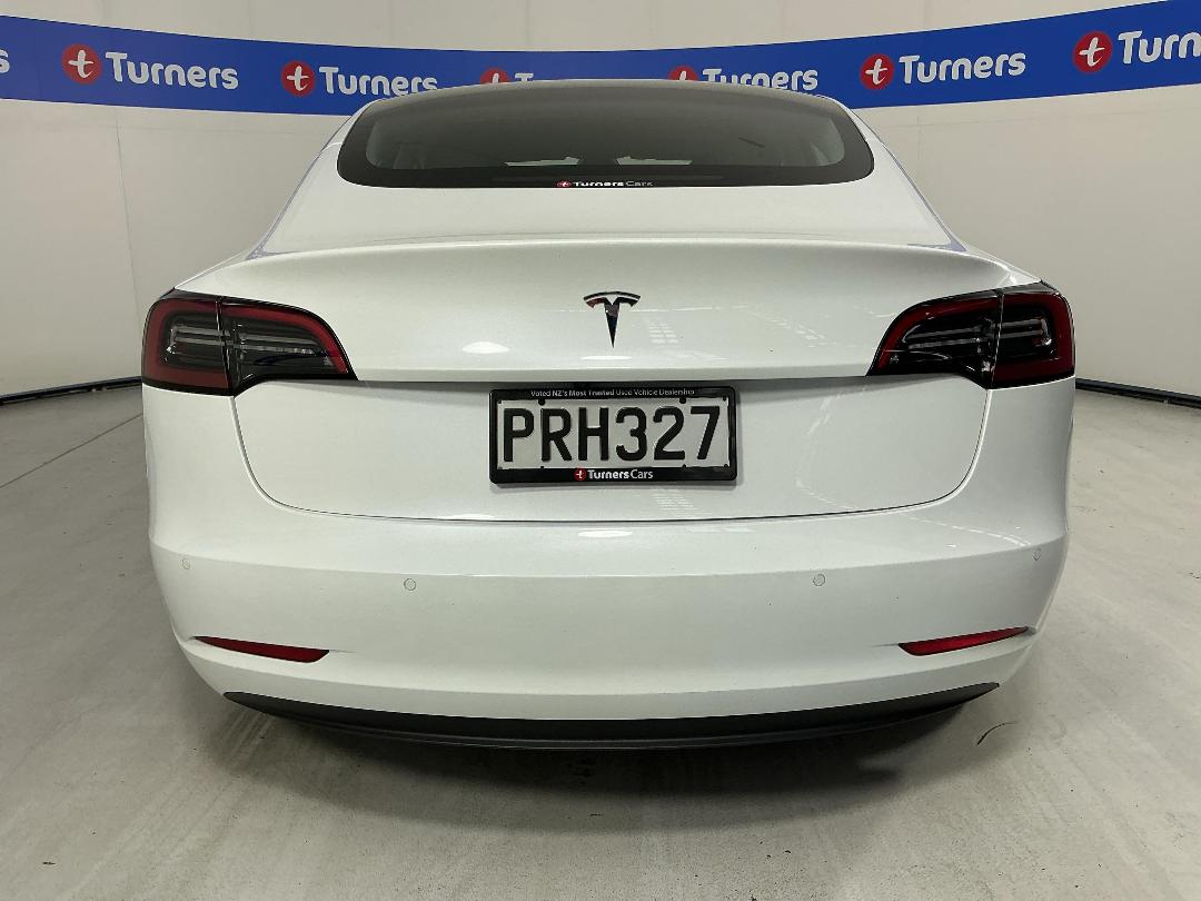 Photo '6' of Tesla Model 3 Photo '6' of Tesla Model 3