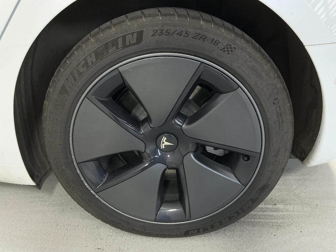 Photo '11' of Tesla Model 3 Photo '11' of Tesla Model 3