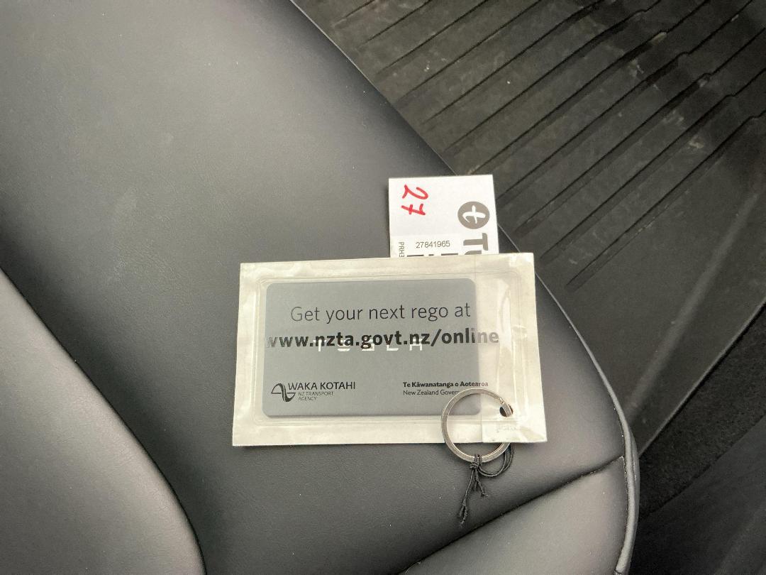 Photo '22' of Tesla Model 3 Photo '22' of Tesla Model 3