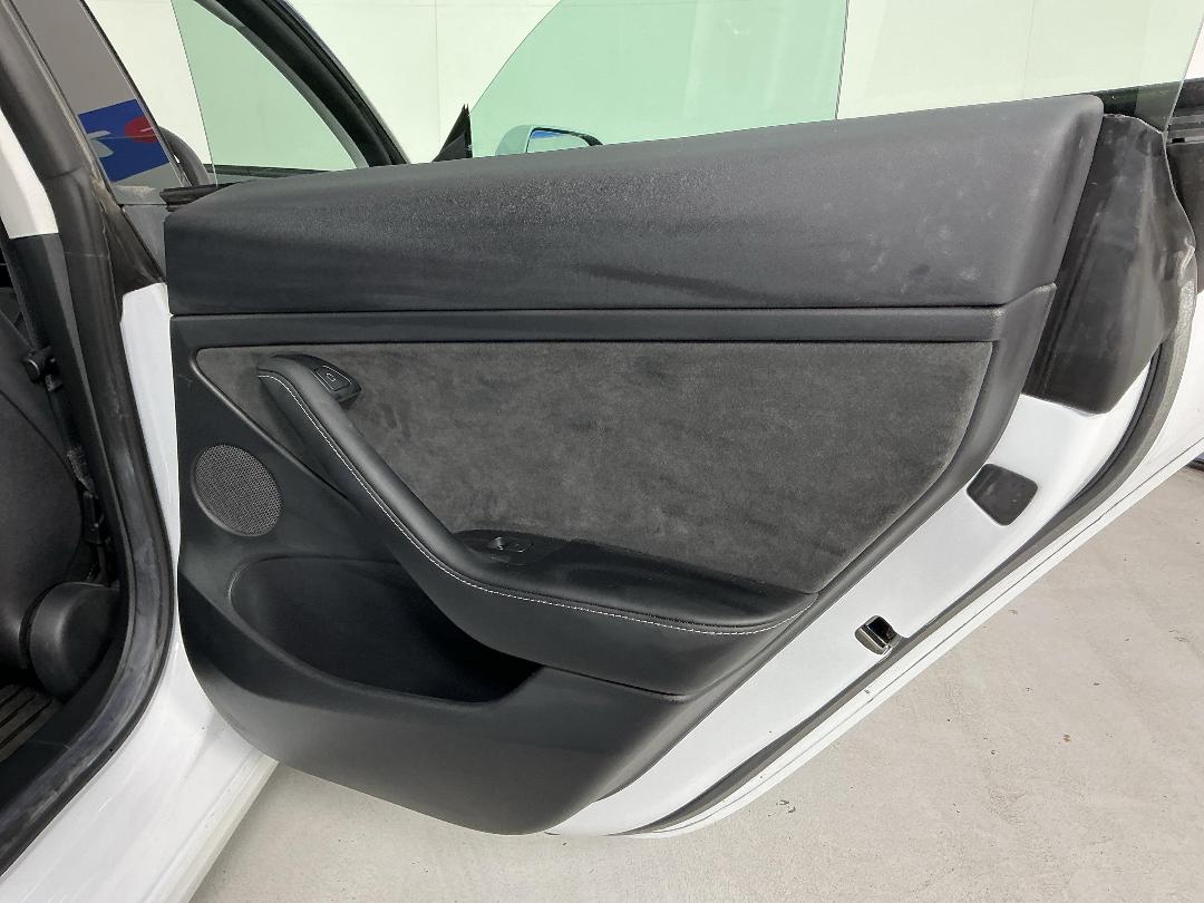 Photo '19' of Tesla Model 3 Photo '19' of Tesla Model 3