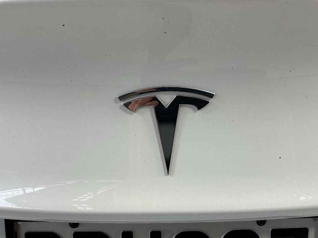 Photo '28' of Tesla Model 3 Photo '28' of Tesla Model 3