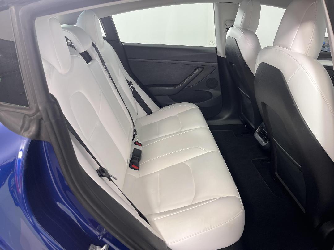 Photo '20' of Tesla Model 3 Photo '20' of Tesla Model 3