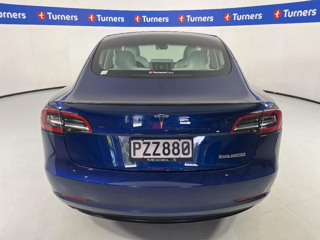 Photo '6' of Tesla Model 3 Photo '6' of Tesla Model 3