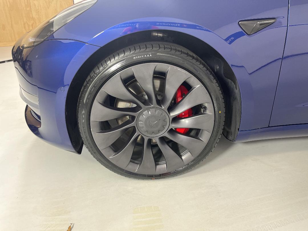 Photo '10' of Tesla Model 3 Photo '10' of Tesla Model 3