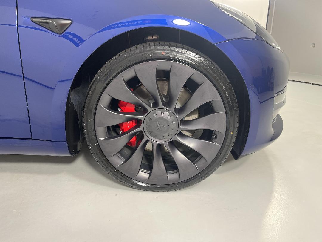 Photo '9' of Tesla Model 3 Photo '9' of Tesla Model 3