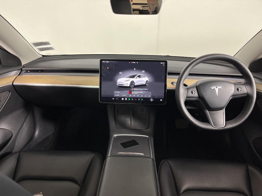 Photo '17' of Tesla Model 3 Photo '17' of Tesla Model 3