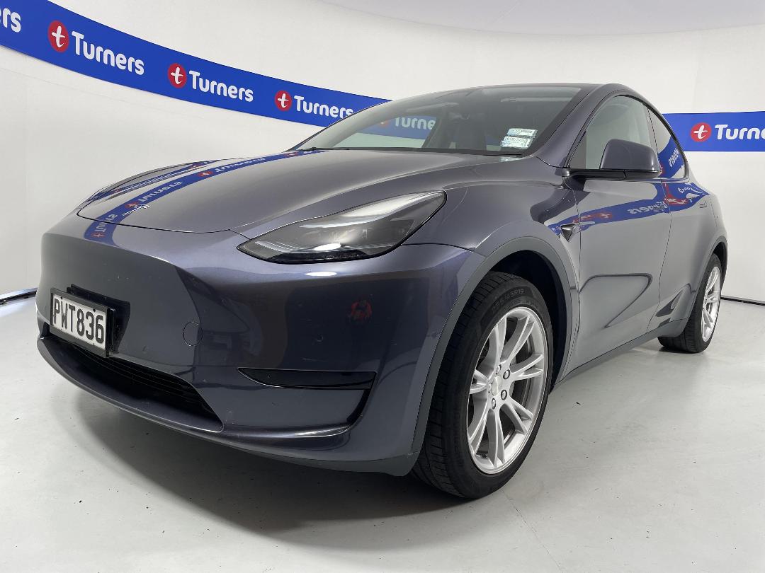 Photo '4' of Tesla Model Y