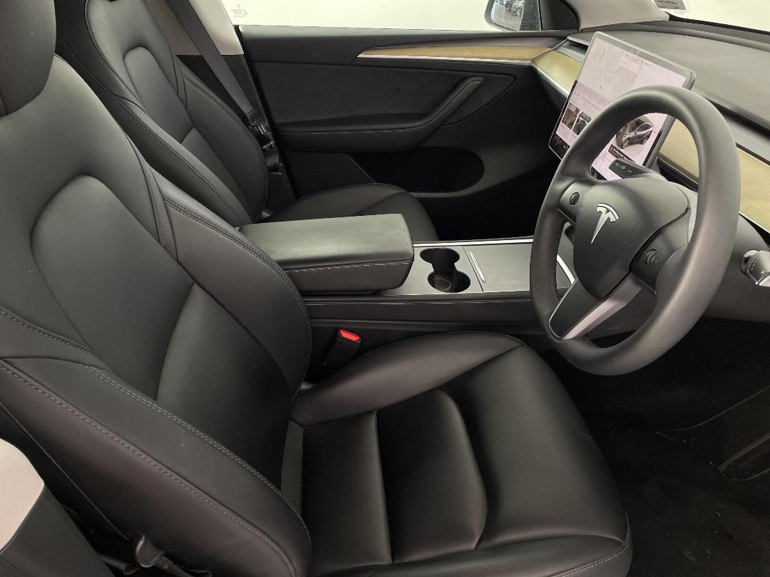 Photo '16' of Tesla Model Y