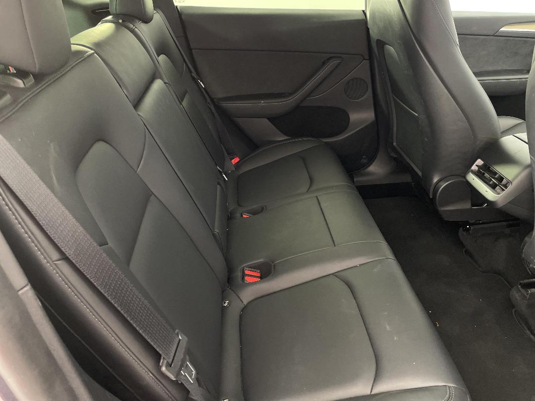 Photo '20' of Tesla Model Y