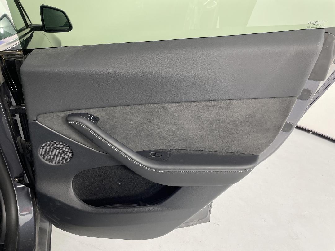 Photo '19' of Tesla Model Y