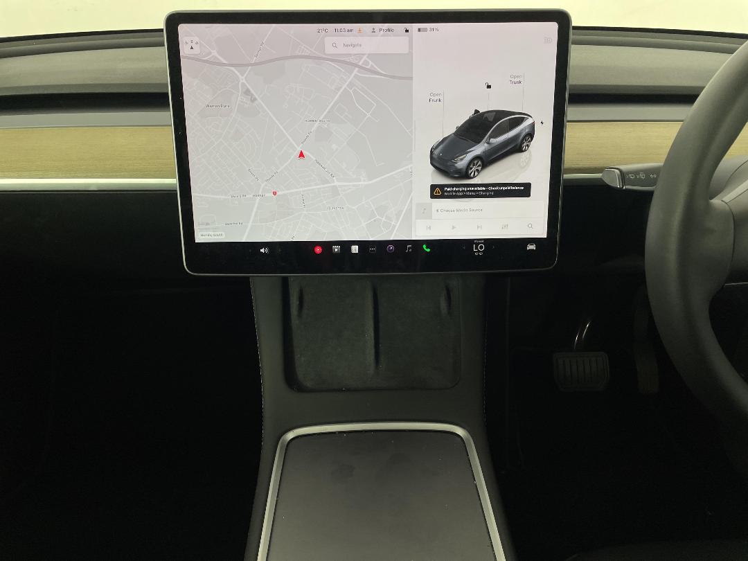 Photo '18' of Tesla Model Y