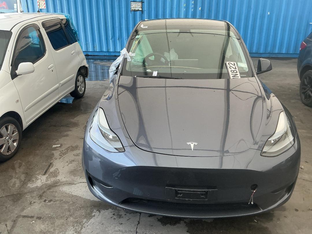Photo '5' of Tesla Model Y Rear Wheel Drive Photo '5' of Tesla Model Y Rear Wheel Drive