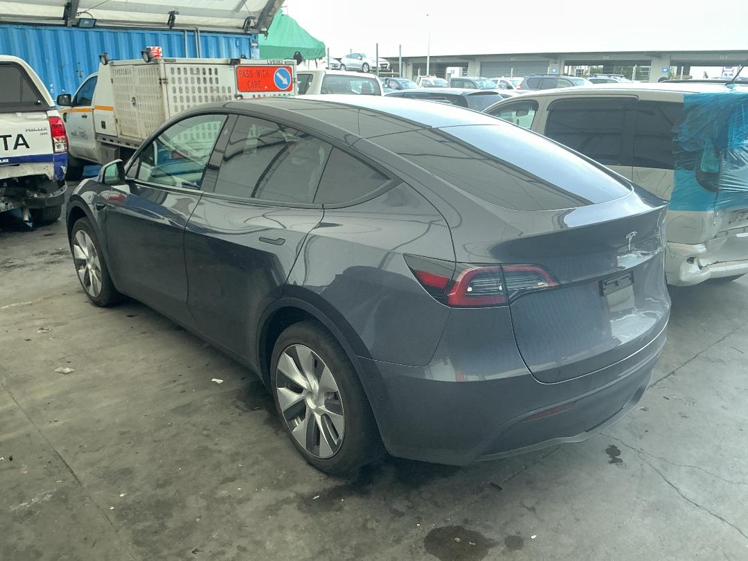 Photo '9' of Tesla Model Y Rear Wheel Drive Photo '9' of Tesla Model Y Rear Wheel Drive