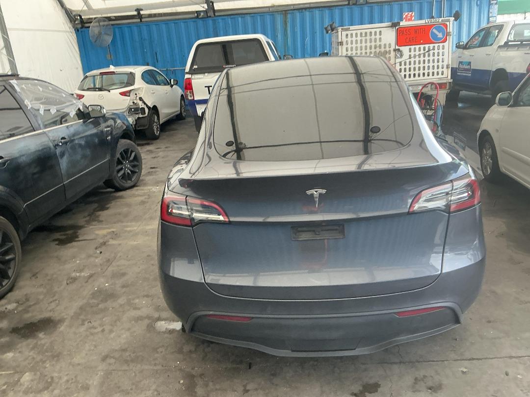 Photo '11' of Tesla Model Y Rear Wheel Drive Photo '11' of Tesla Model Y Rear Wheel Drive