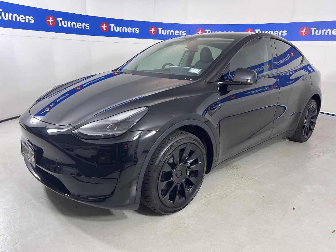 Photo '4' of Tesla Model Y