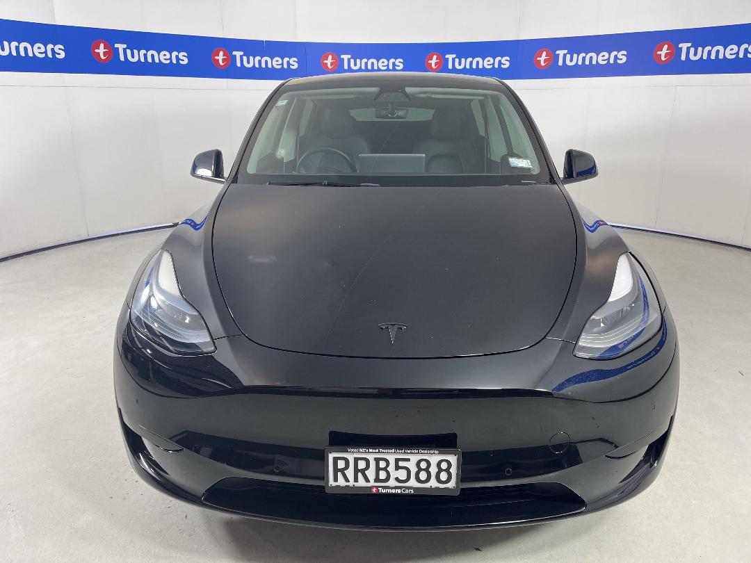Photo '2' of Tesla Model Y