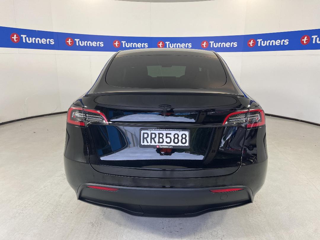 Photo '6' of Tesla Model Y