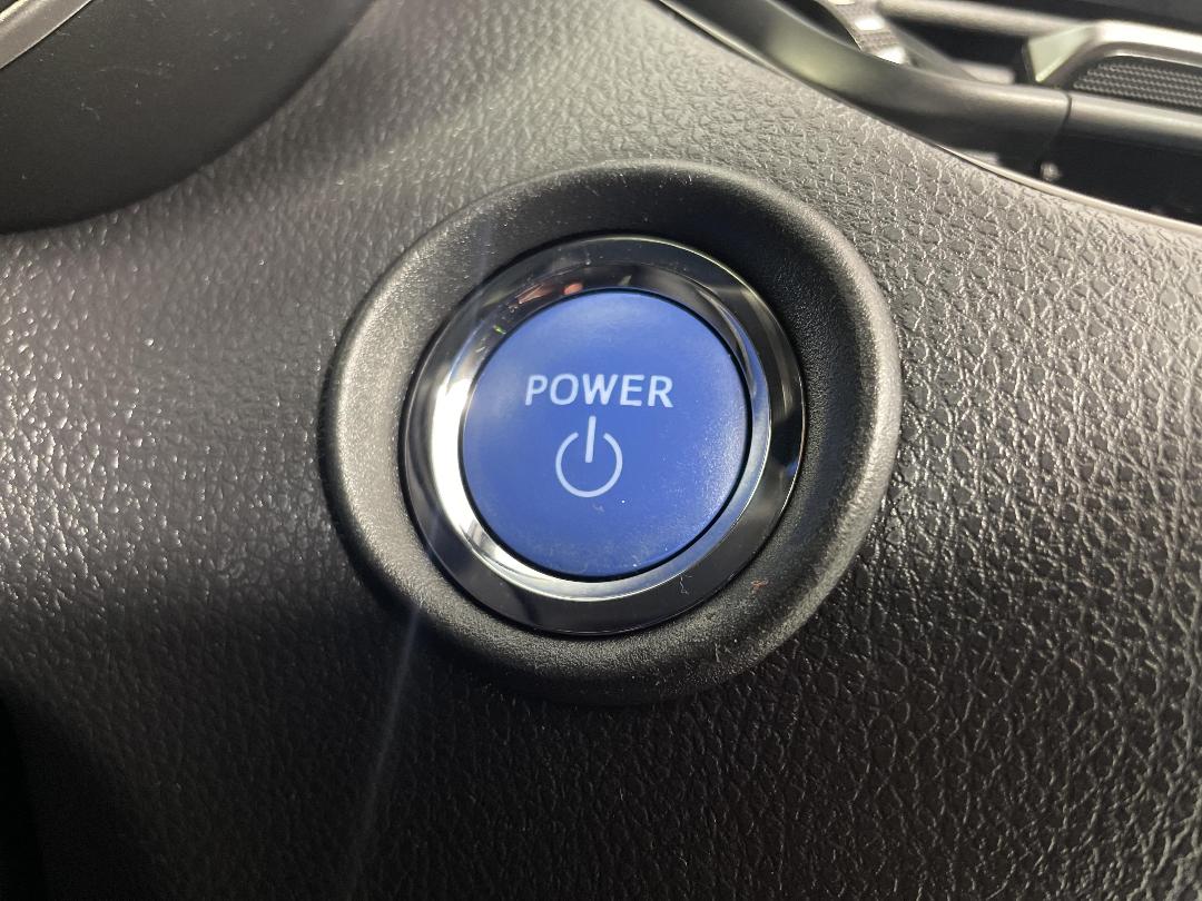 Photo '23' of Toyota C-HR