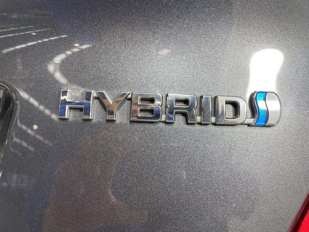 Photo '30' of Toyota C-HR