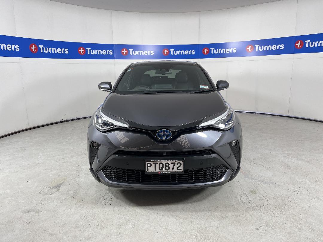 Photo '2' of Toyota C-HR