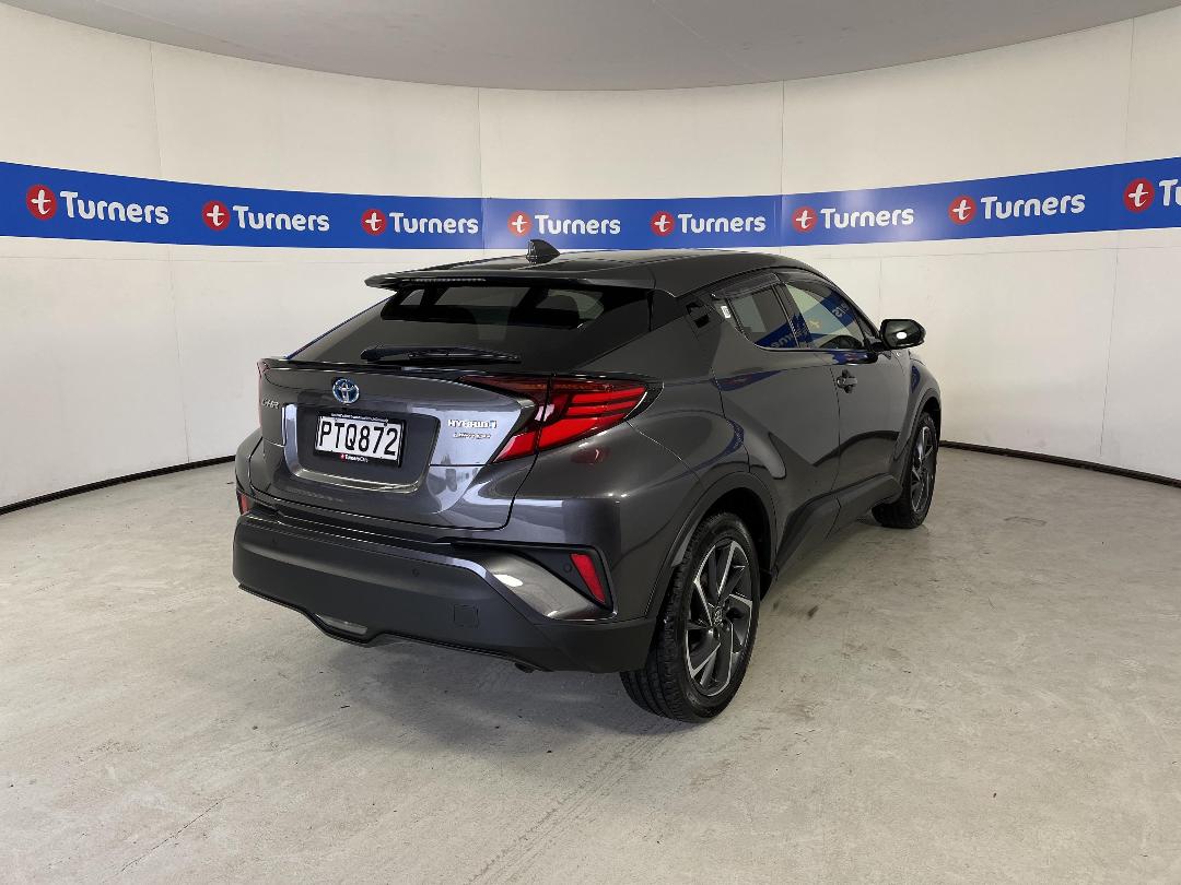 Photo '7' of Toyota C-HR