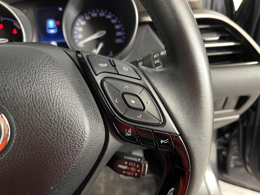 Photo '28' of Toyota C-HR