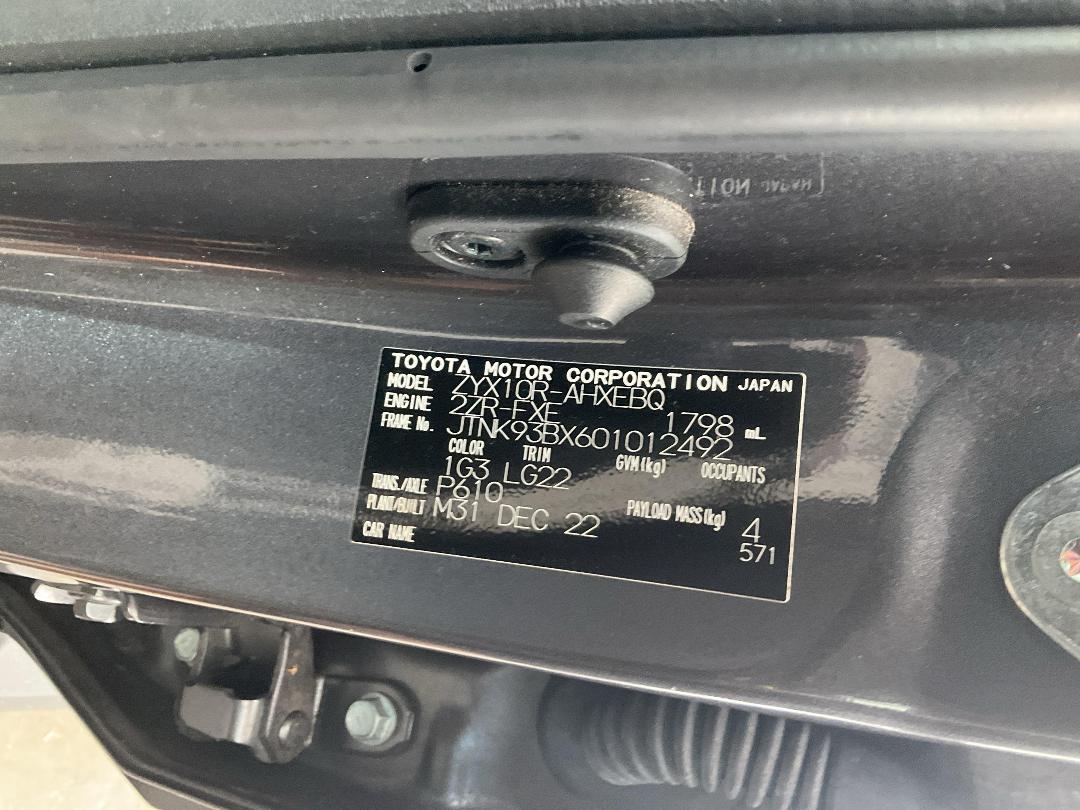 Photo '16' of Toyota C-HR Limited