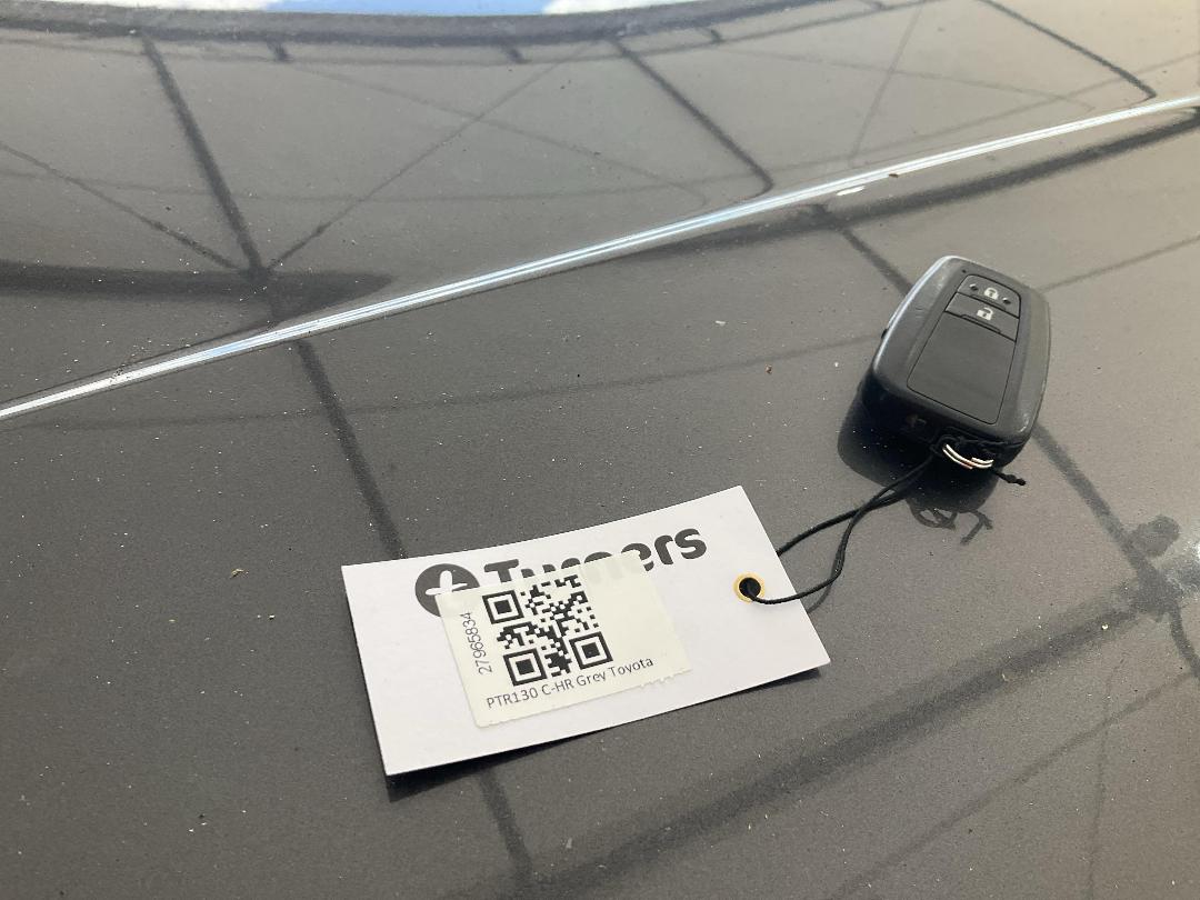 Photo '17' of Toyota C-HR Limited