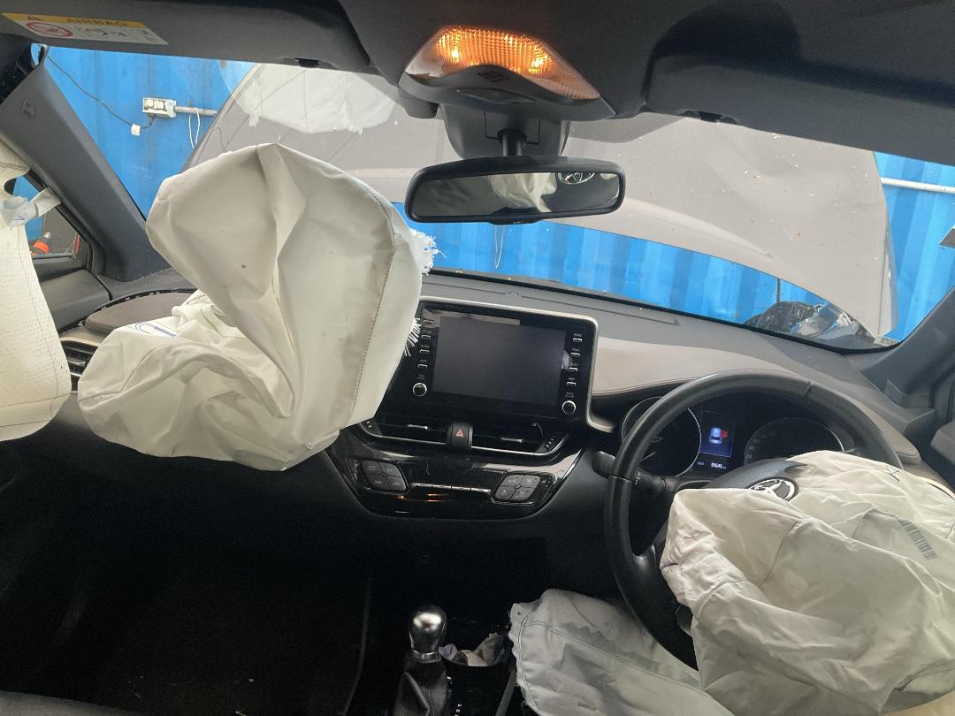 Photo '21' of Toyota C-HR Limited