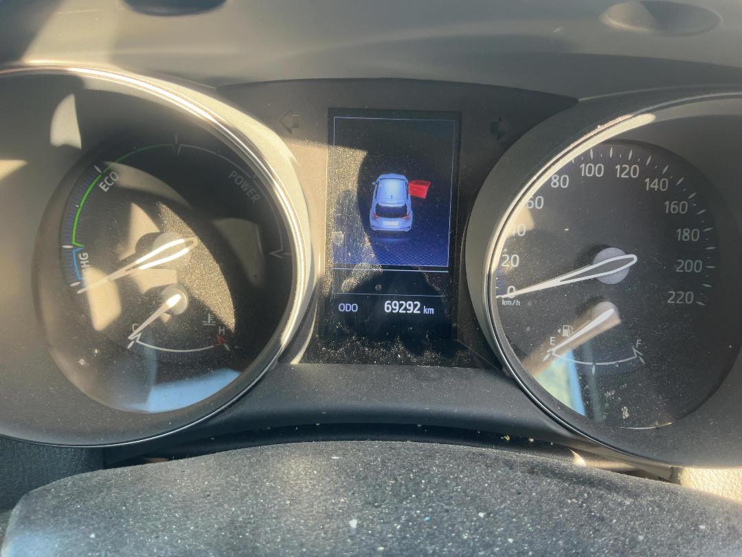 Photo '5' of Toyota C-HR Limited