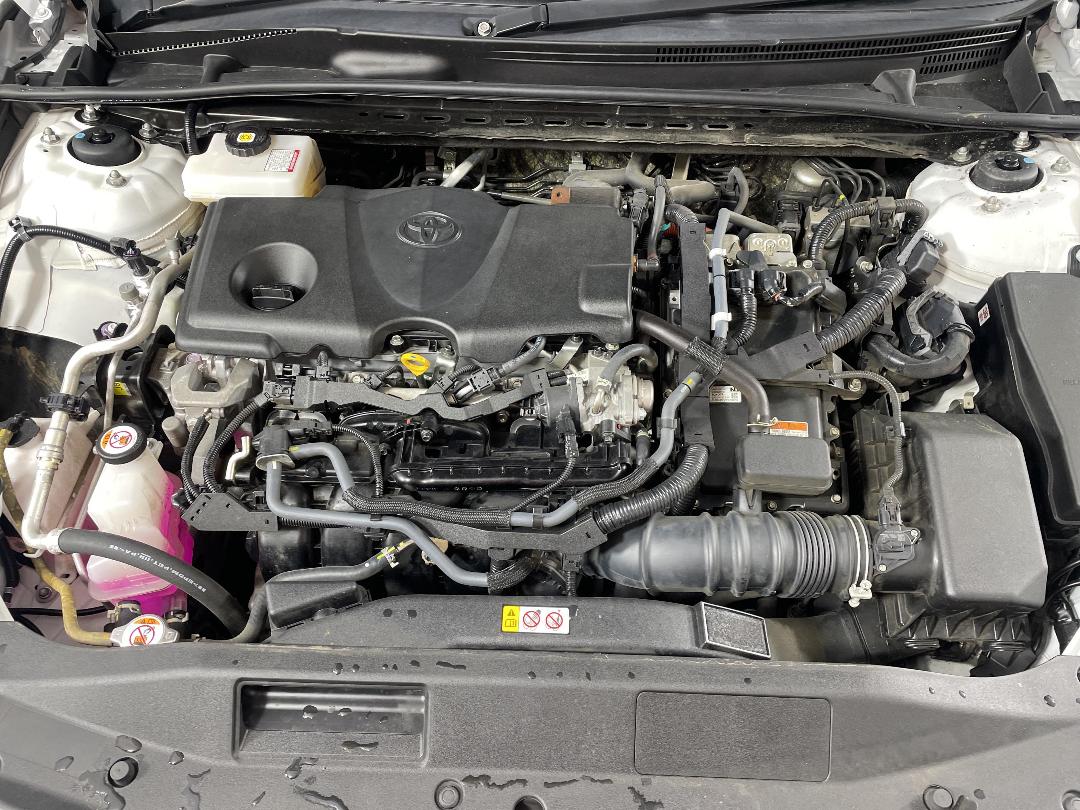 Photo '13' of Toyota Camry